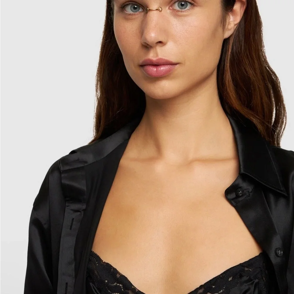 VALENTINO Unique Gunmetal Elegant Jewelry Piece - Picture 5 of 16